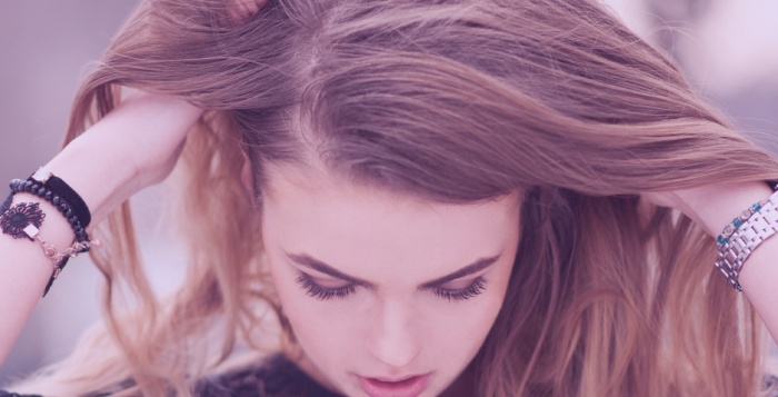How to Hide Natural Hair Under a Wig