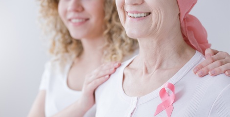 Tips on Supporting Someone With Hair Loss