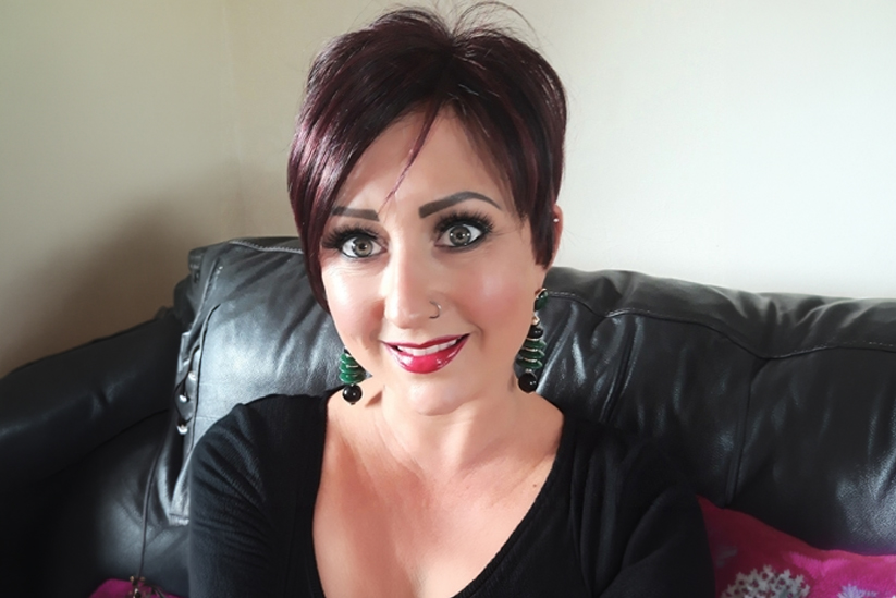 Disc wig in Aubergine Mix. So beautiful.