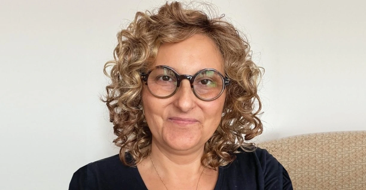 Jamila Plus lace front wig by Ellen Wille with tight natural curls