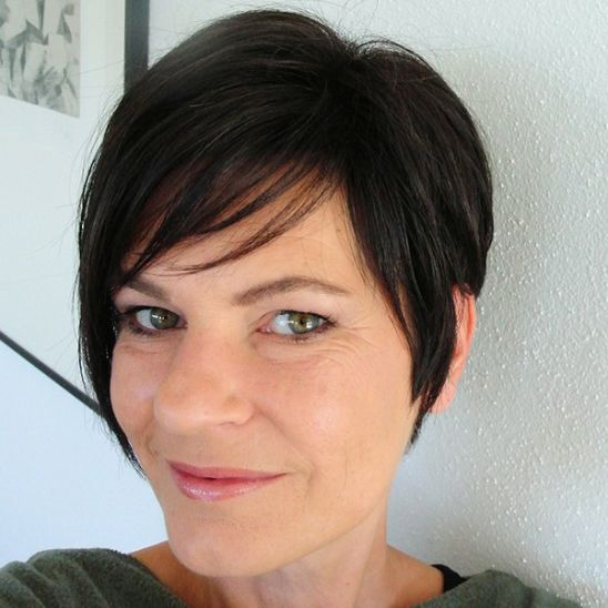simply wigs customer