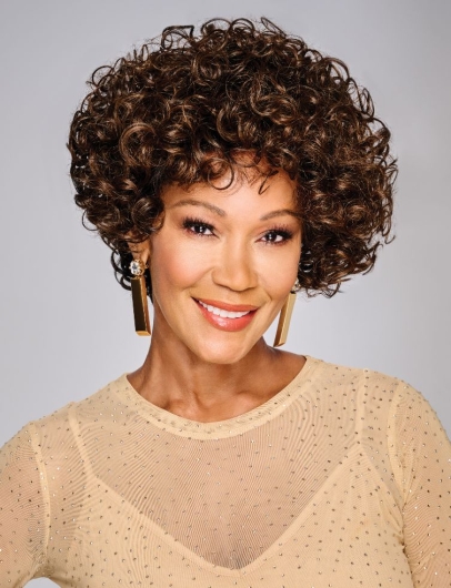 Leilani wig Kim Kimble Collection